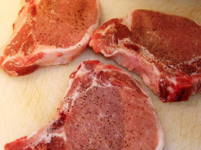 Отбивные из свинины на сковороде: как приготовить мягкие и сочные отбивные